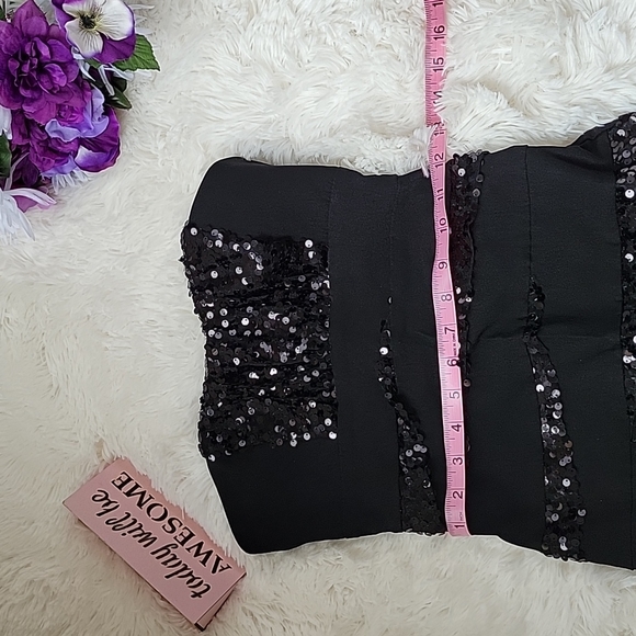 Women dress - Picture 5 of 5